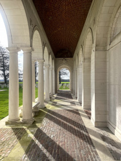 img-8430-8329 img-8430-8329