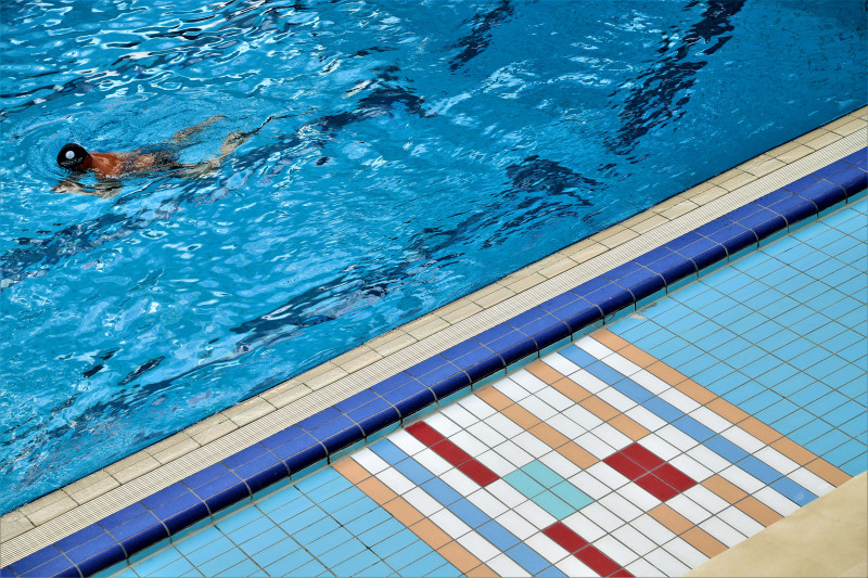 carton-annie-la-piscine-1-10772 carton-annie-la-piscine-1-10772